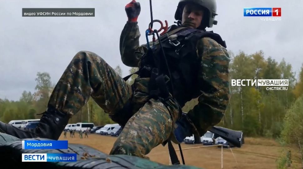 Сотрудник УФСИН Чувашии Алексей Сергеев получил высший знак доблести сотрудников спецподразделений 