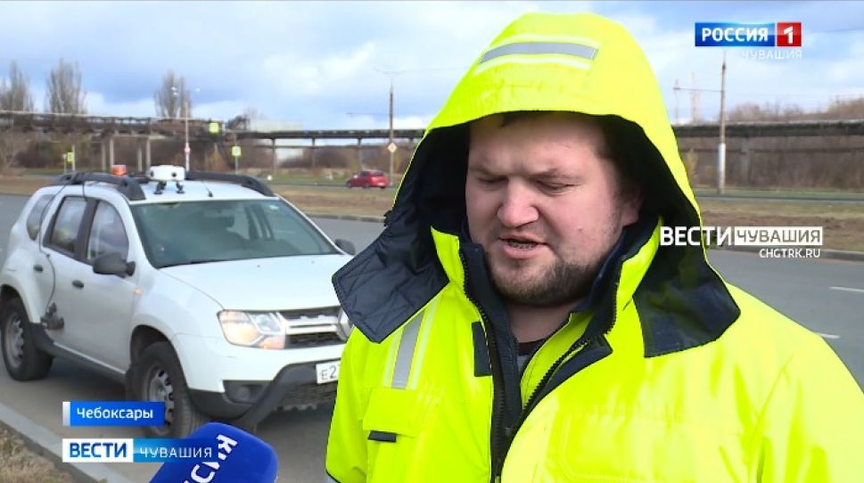 Лазерный автомобиль сканирует дороги Чувашии