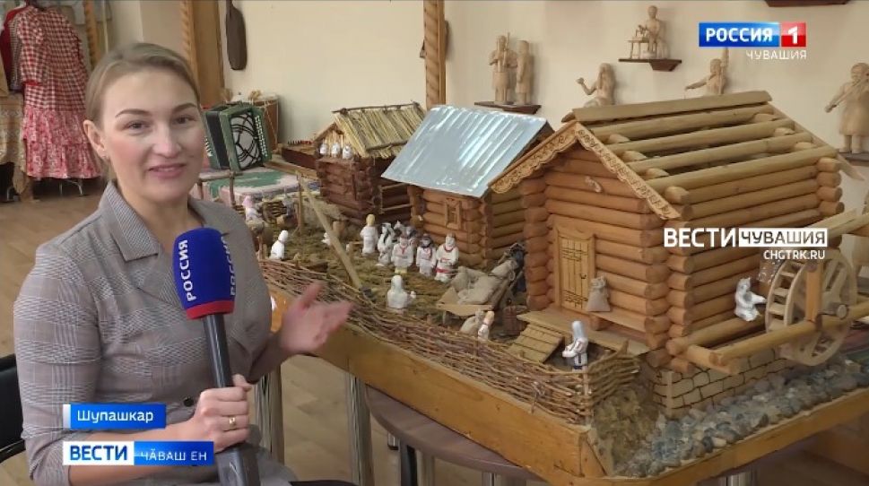 Пултарулӑх тӗнчине хӑйӗн вӗренекенӗсене те явӑҫтарать