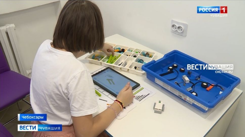 В чебоксарском социально-реабилитационном центре для несовершеннолетних проводят занятия по робототехнике