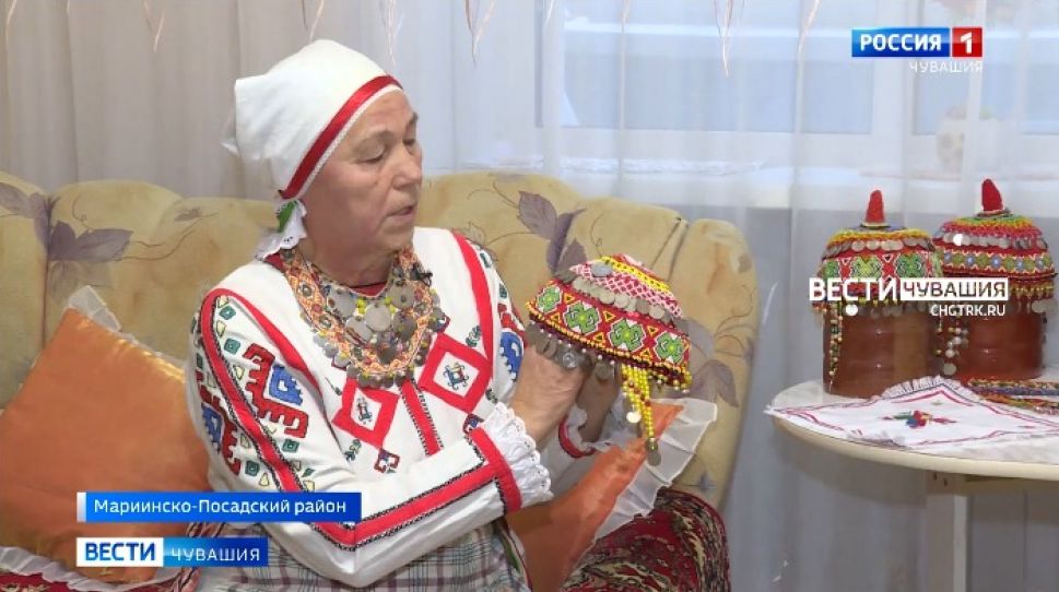 Вышивальщица из Мариинско-Посадского района делится мастерством