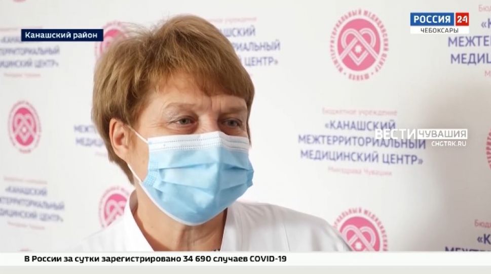 В Чувашии волонтеры передали врачам чайные наборы и транспортные сертификаты