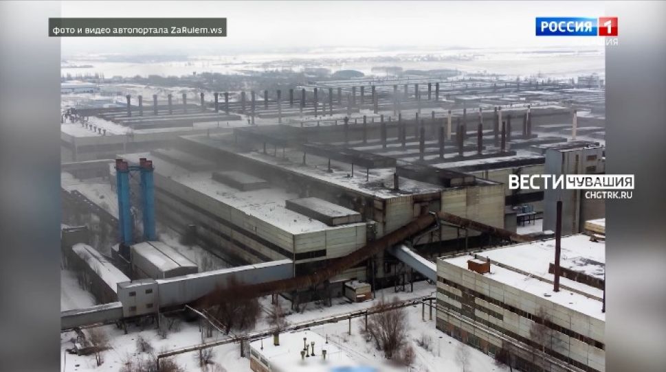 Пожар на «Промлите» тушили 42 пожарных и 12 единиц спецтехники