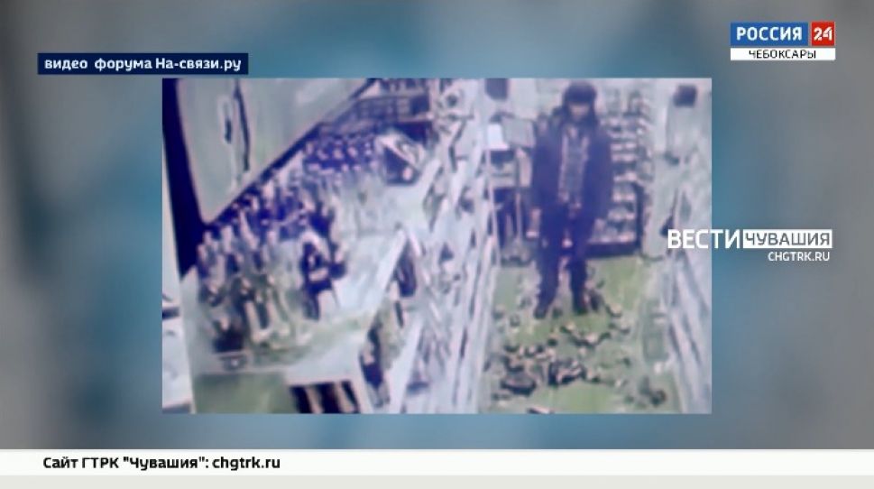 Чебоксарец «случайно уронил» почти 300 бутылок алкоголя