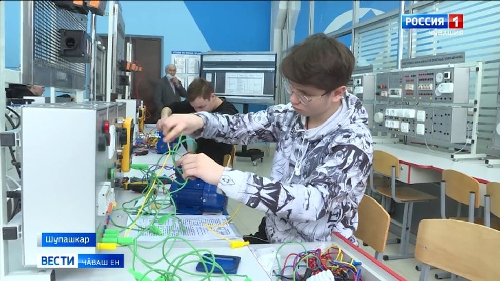 Республикӑра шкул ачисене професси суйлама пулӑшакан эрнелӗх пырать