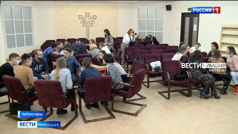  Для журналистов и сотрудников пресс-служб Чувашии стартовало обучение в школе-RT