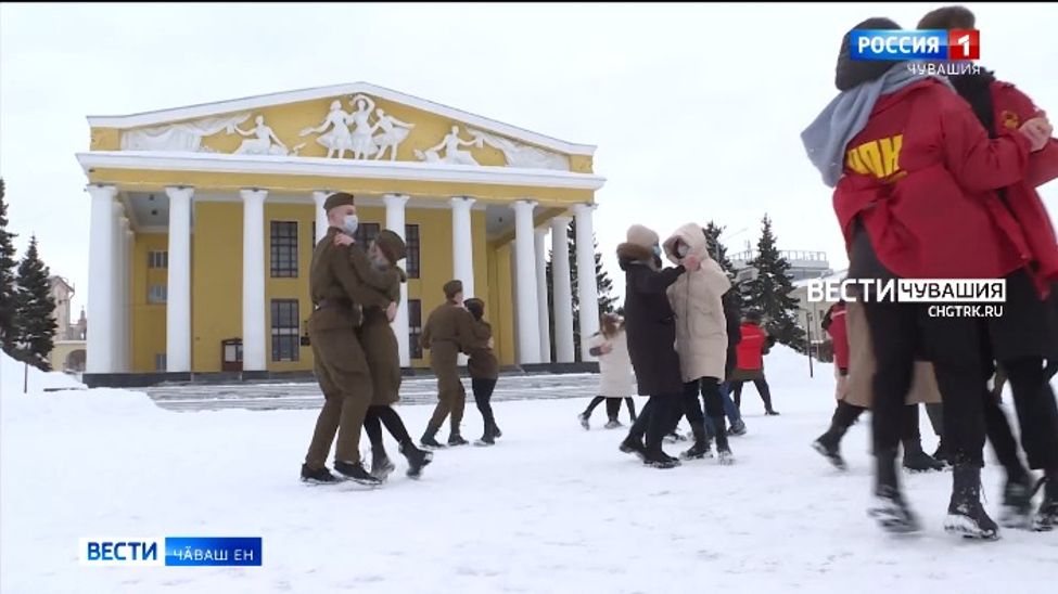 Нимӗҫ фашисчӗсене Сталинград ҫывӑхӗнче ҫапса аркатнӑранпа 79 ҫул ҫитрӗ