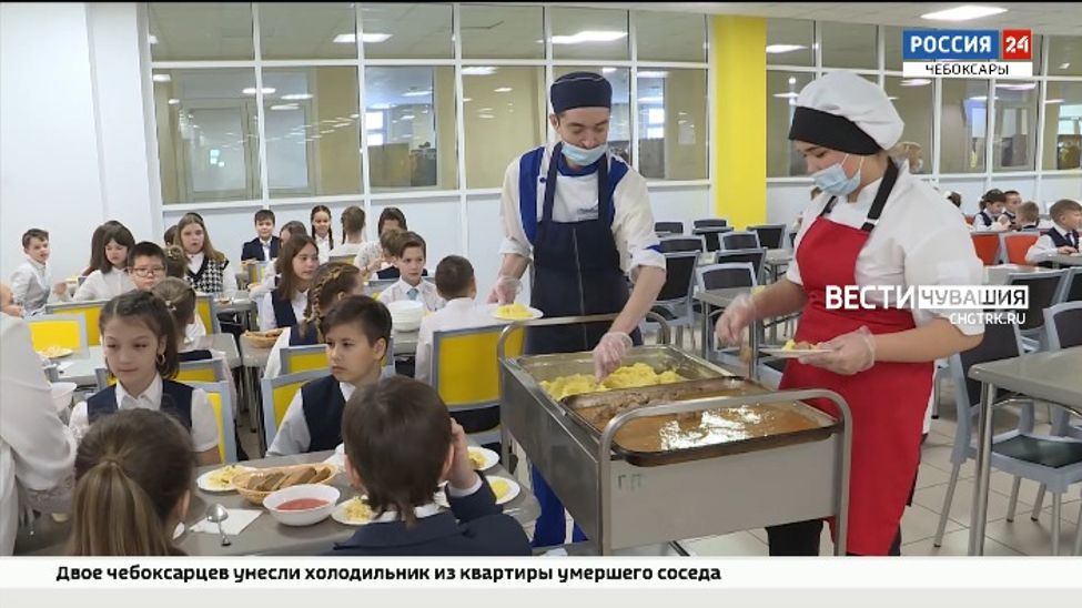 Около 60 миллиардов рублей выделяется регионам на обеспечение питания школьников