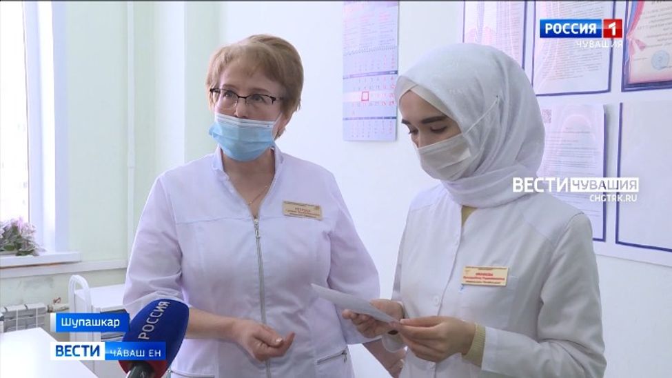 Тухтӑрсемпе ват ҫынсене пулӑшакан волонтерсене хӑйсене те пулӑшу кирлӗ