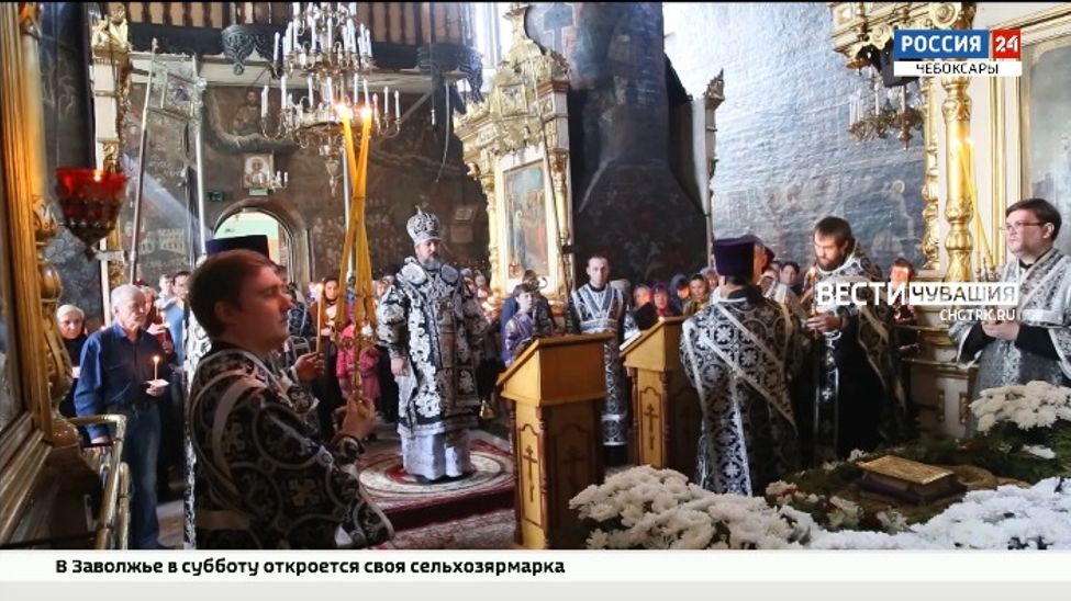 В Страстную пятницу во всех храмах Чувашии состоялись особые богослужения