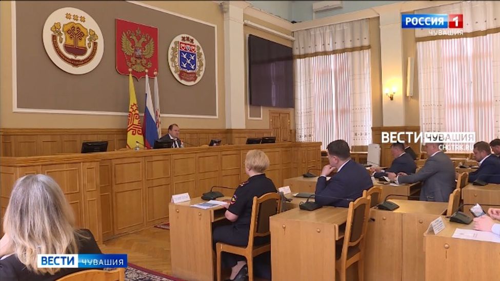 В Чебоксарах подрядчиков обязали отремонтировать гарантийные участки дорог