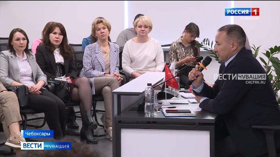 Предпринимателям Чувашии рассказали о новшествах соцконтракта 