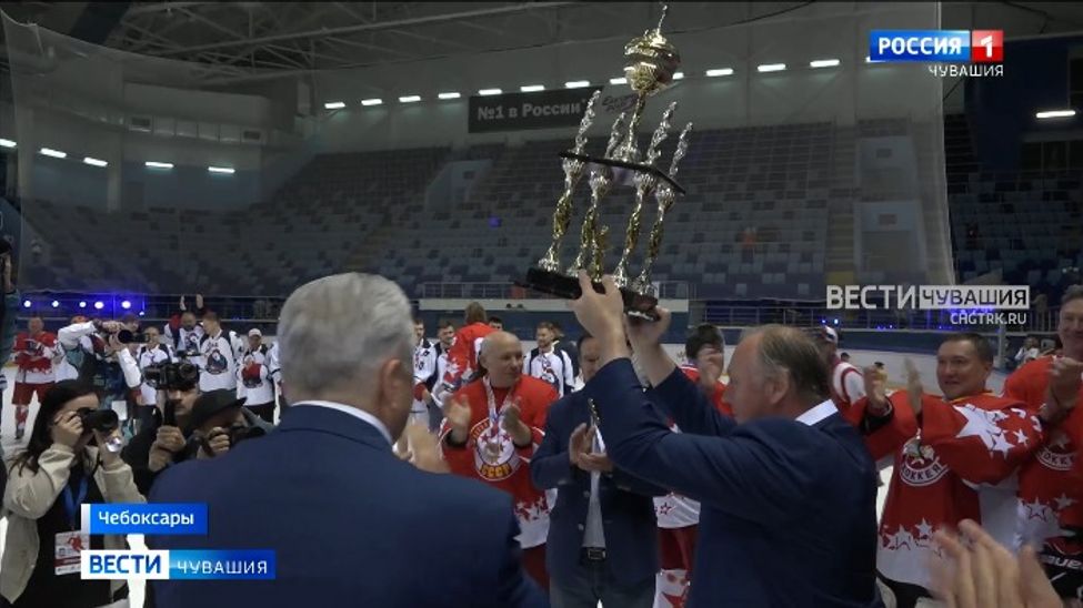 3 игровых дня и  8 команд:  в Чебоксарах разыграли  "Кубок Единства"