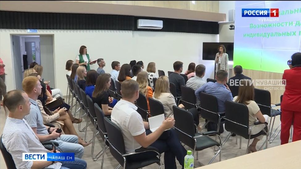 Республикӑра 3-мӗш ҫул социаллӑ килӗшӳ программи пурнӑҫланать