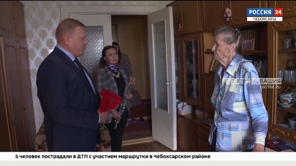 Депутаты Госсовета Чувашии навестили вдов ветеранов Великой Отечественной войны