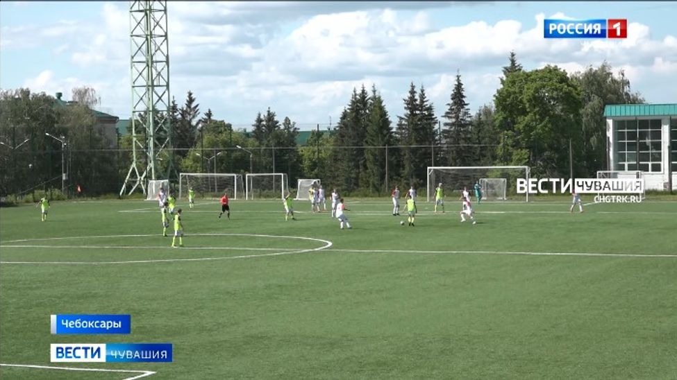 Юные футболисты из Чебоксар одержали победу над оппонентами из Йошкар-Олы на первенстве ПФО 