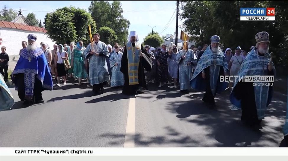 В Чебоксарах состоялся общегородской Крестный ход