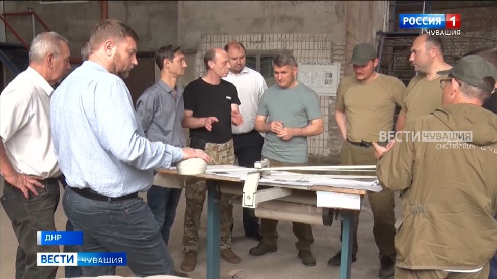 Глава Чувашии посетил Донецкий и Торезский электротехнические заводы 