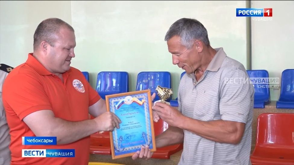 Чемпиона Чувашии по вольной борьбе наградили за спасение человека