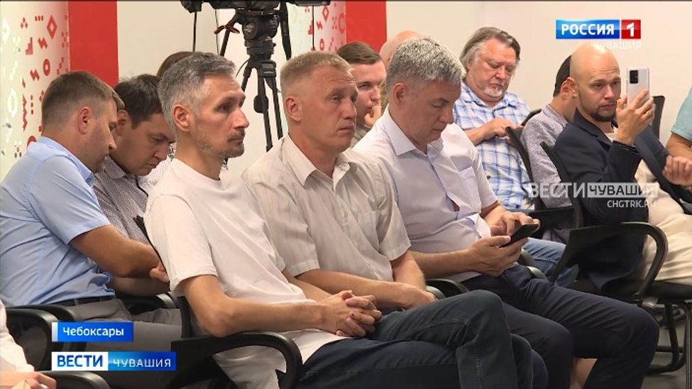 Предпринимателям Чувашии рассказали о цифровизации малого и среднего бизнеса