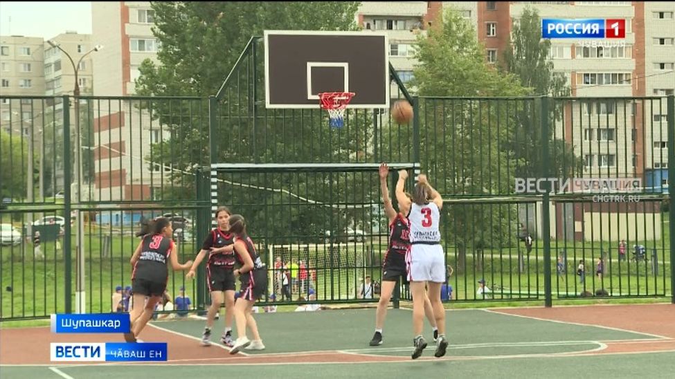 Хула кунӗ тӗлне пысӑк парне