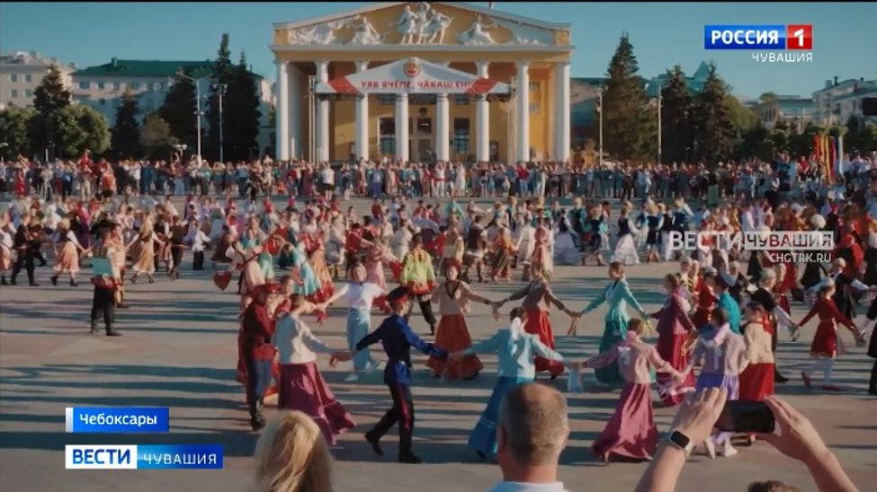 Чебоксарцы планируют в День Города обнять Залив и установить всероссийский рекорд