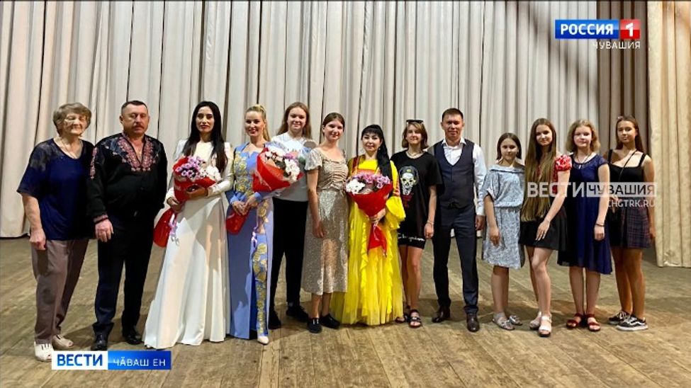 Чӑваш эстрада артисчӗсем концертпа Донецк республикинчи тӗрлӗ хулана ҫитсе килнӗ