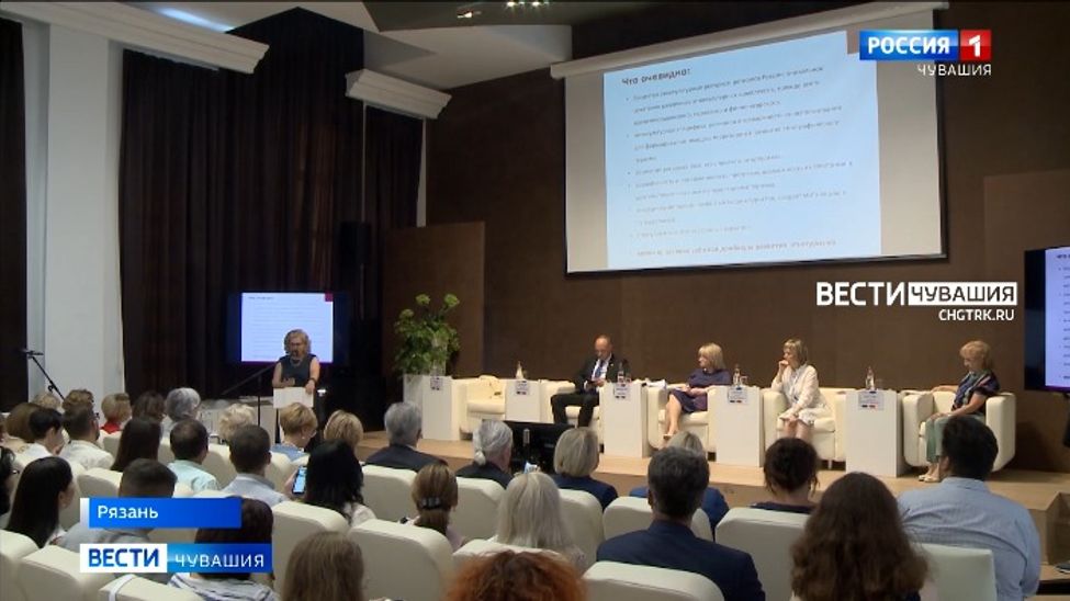 "Вышитая карта России" станет частью туристического маршрута "Многоликая Россия"