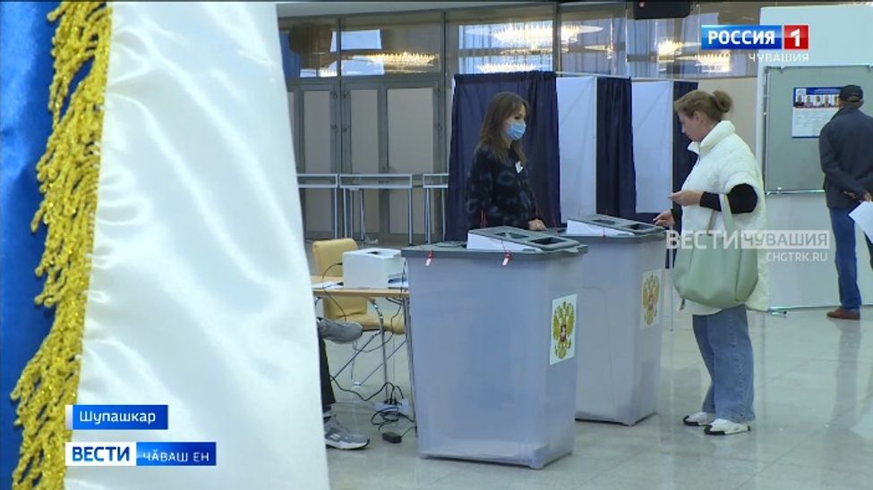 Саккуна пӑхӑнса, уҫӑмлӑн иртнӗ, лӑпкӑ та хӑрушсӑр пулнӑ