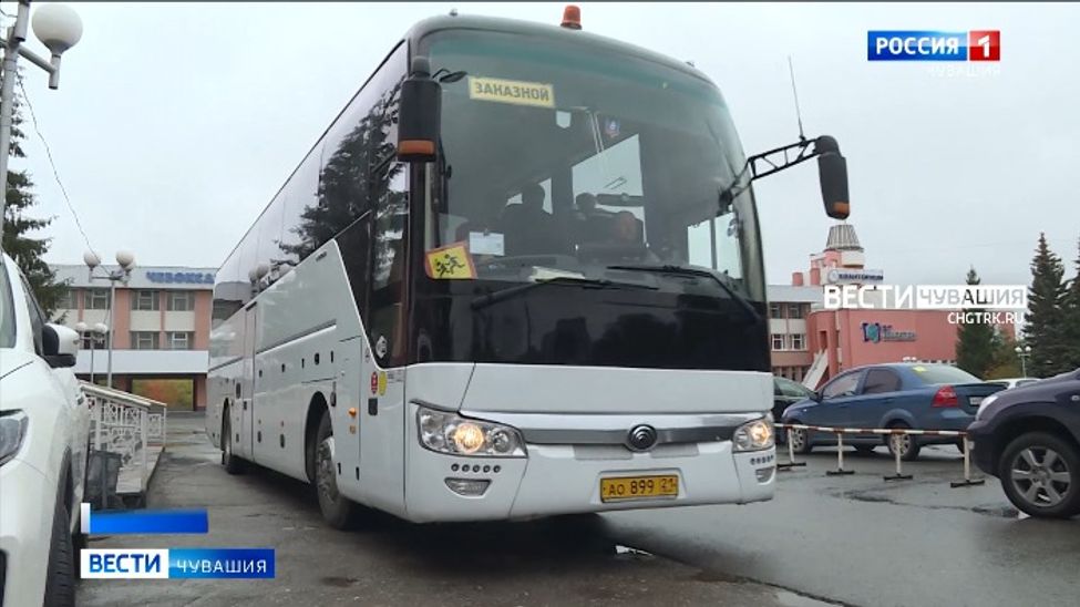 Первая группа школьников из Чувашии отправилась в субсидируемый тур по столице республики