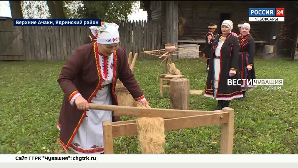 В Ядринском районе прошел фестиваль молодых семей под названием "В гостях у Асанне и Асатте"