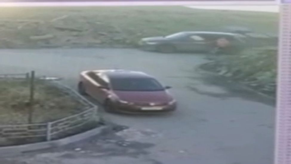 В Чебоксарах мальчик на велосипеде столкнулся с легковушкой