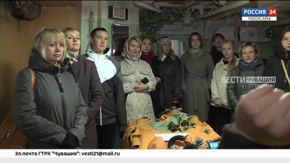 16 победителей республиканского этапа конкурса "Сделаем вместе" отправились на экскурсию по Чебоксарам 