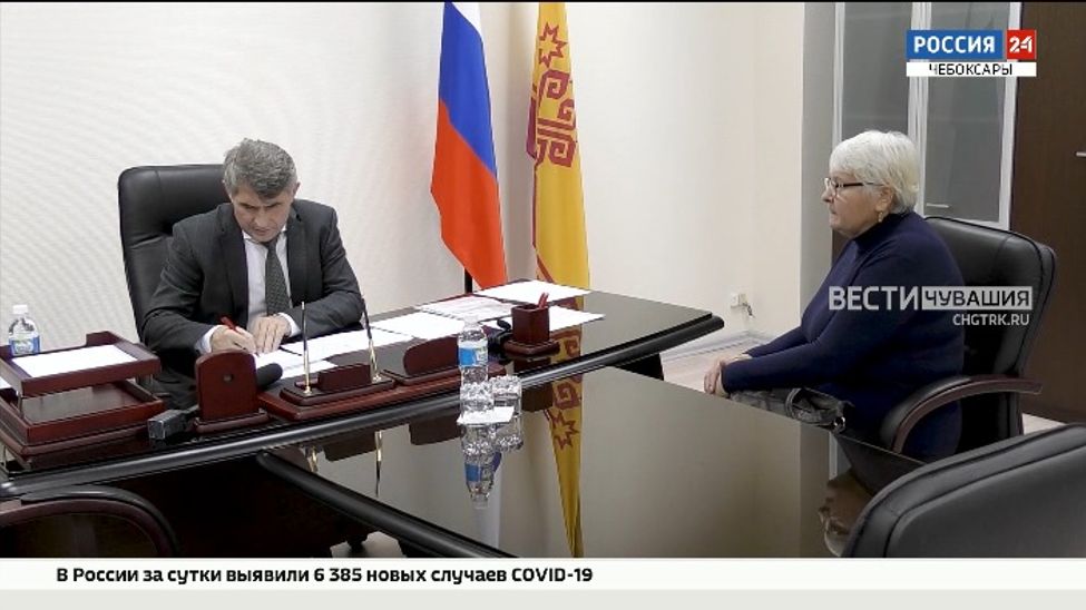 Олег Николаев провел личный прием граждан