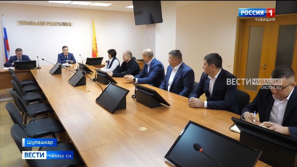 Чӑваш Енре ҫӗршыв бюджетӗнчи укҫа-тенкӗсӗрех ҫемье фермисене аталантарма грант парассине ӗҫе кӗртнӗ