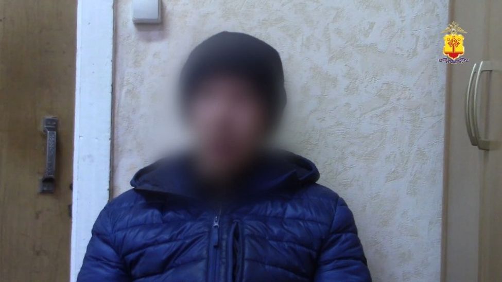 В Чебоксарах задержали неадекватного мужчину, который увел 10-летнего ребенка из школы
