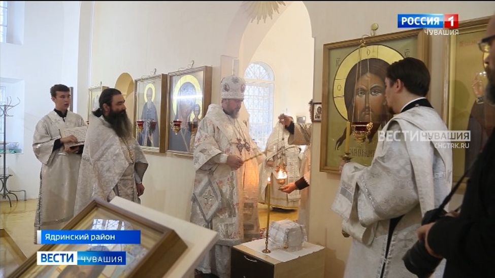 Митрополит Чебоксарский и Чувашский освятил храм в Ядринском районе 