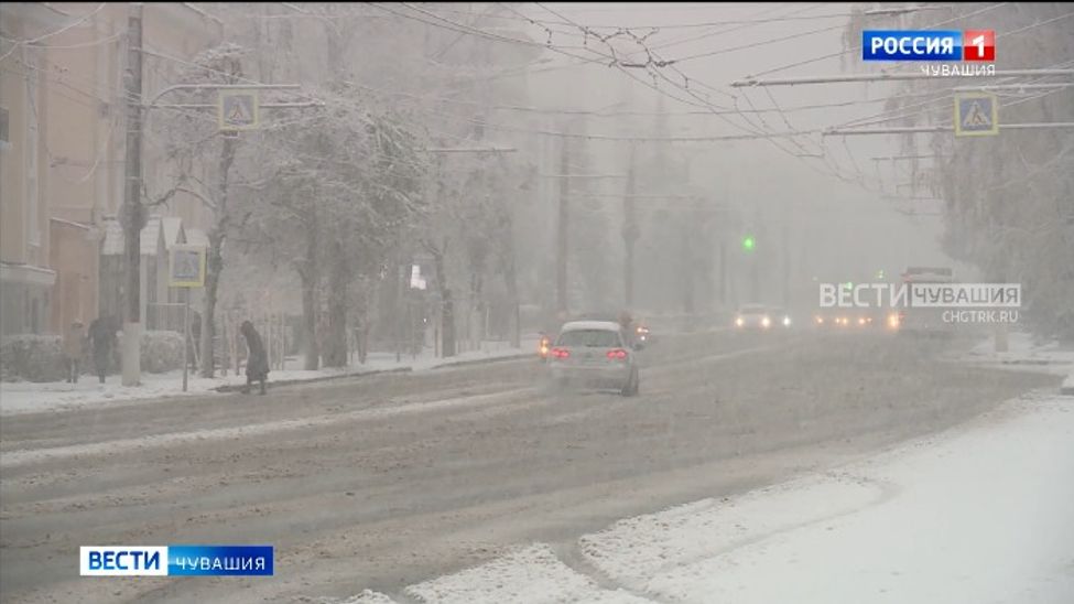 За сутки в Чувашии из-за гололедицы произошло 19 ДТП