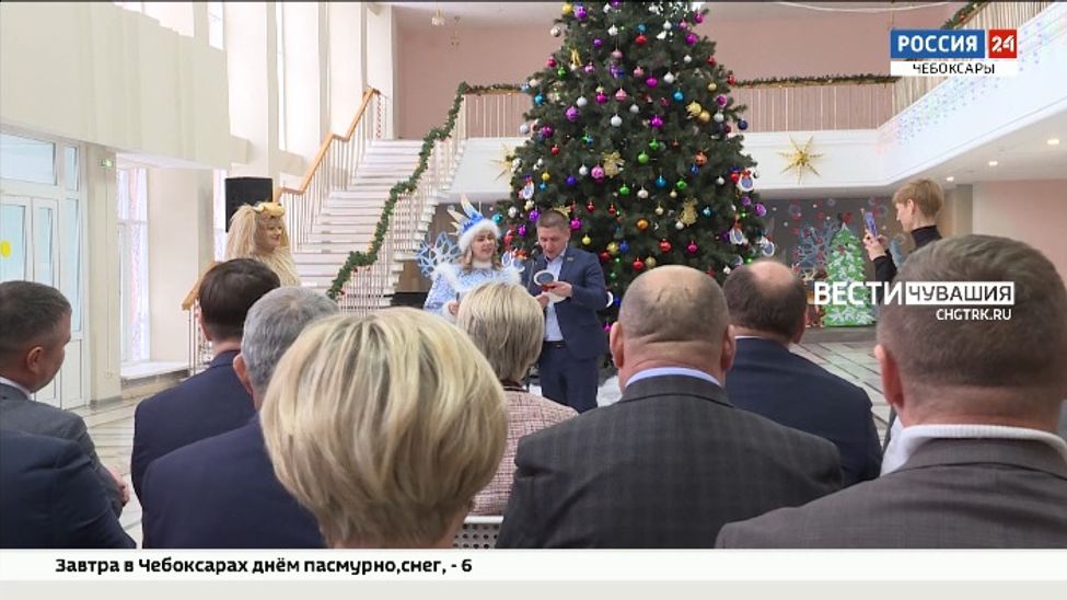 В Чебоксарах исполнили новогодние желания 80 юных горожан