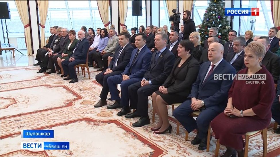 Чи пултаруллисемпе тӑрӑшуллисене ҫывхаракан Ҫӗнӗ Ҫул тӗлне пысӑк парне