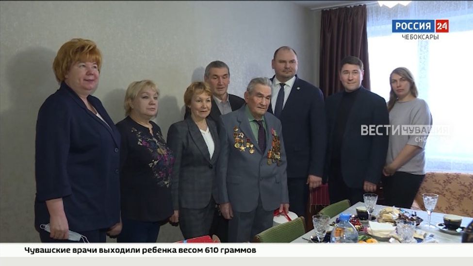 В Чебоксарах в квартире ветерана ВОВ сделали косметический ремонт