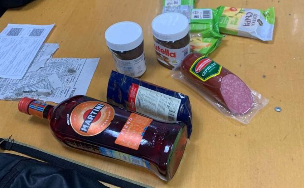 В новогоднюю ночь в Чувашии полицейские задержали серийных магазинных воров