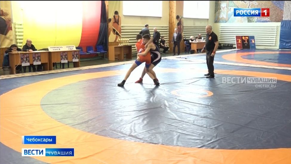 В Чувашии юные борцы вольного стиля разыграли награды турнира на призы Ивана Григорьева