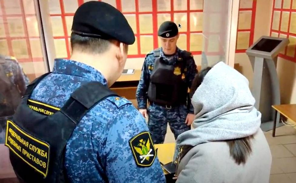 Жительница Чебоксар попыталась пронести штопор в здание суда 