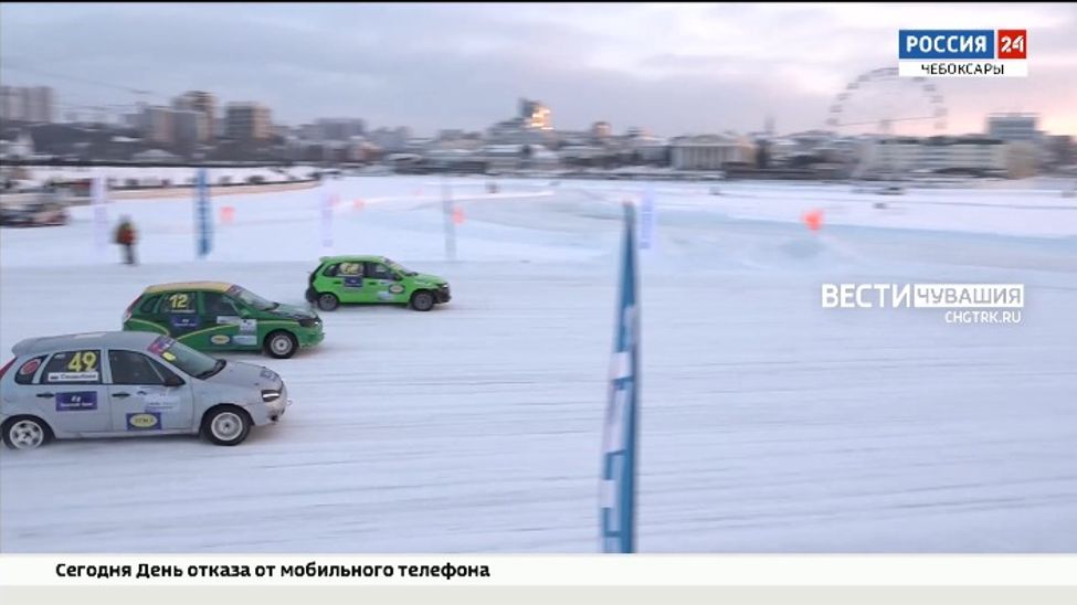 На Чебоксарском заливе состоялся 2 этап чемпионата и Кубка России по ледовым гонкам