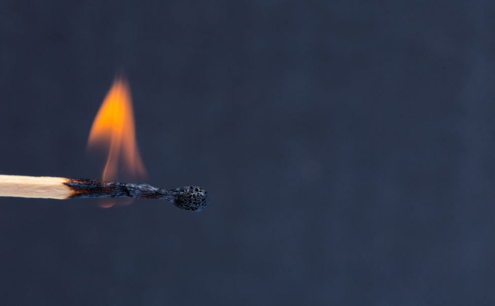 В Чебоксарском МО пожар уничтожил баню и кур