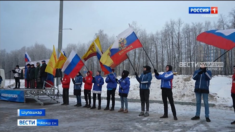 Салтаксене тӗрев кӳреҫҫӗ, ҫӗнтерӗве туптама пулӑшаҫҫӗ