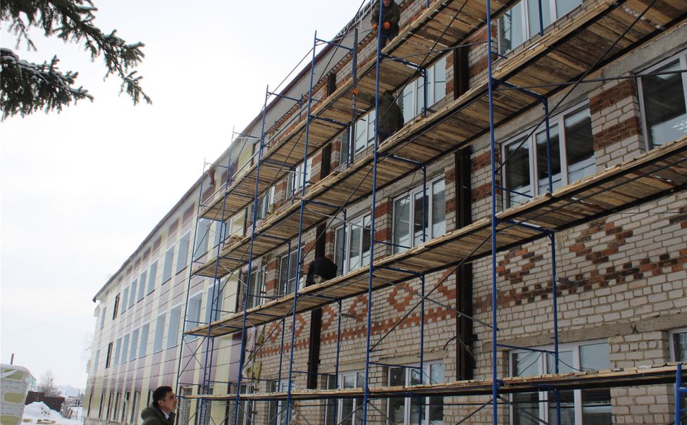 В Порецкой поликлинике продолжается капитальный ремонт