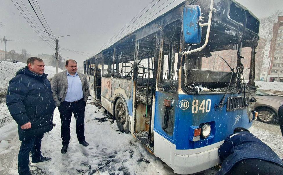 В Чебоксарах сгорел троллейбус 