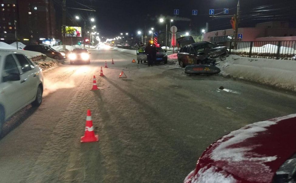 8 марта на дорогах Чувашии пострадали 2 человека  